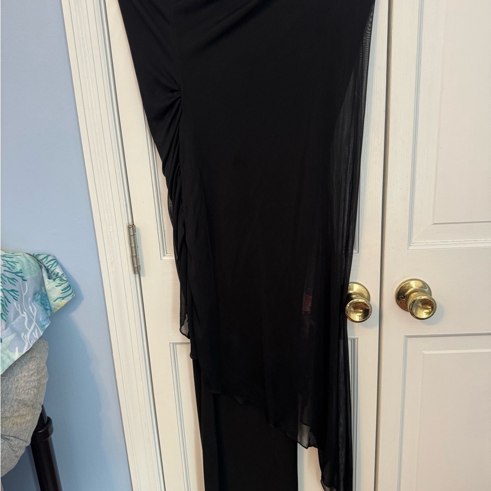 Gorgeous flattering Newport News Black Floral Jumpsuit – Size 8 - Picture 6 of 11